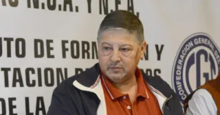 Jos� G�mez anticip� su voto negativo a la Ley de Inviolabilidad de la Propiedad Privada y respald� el plan de lucha sindical