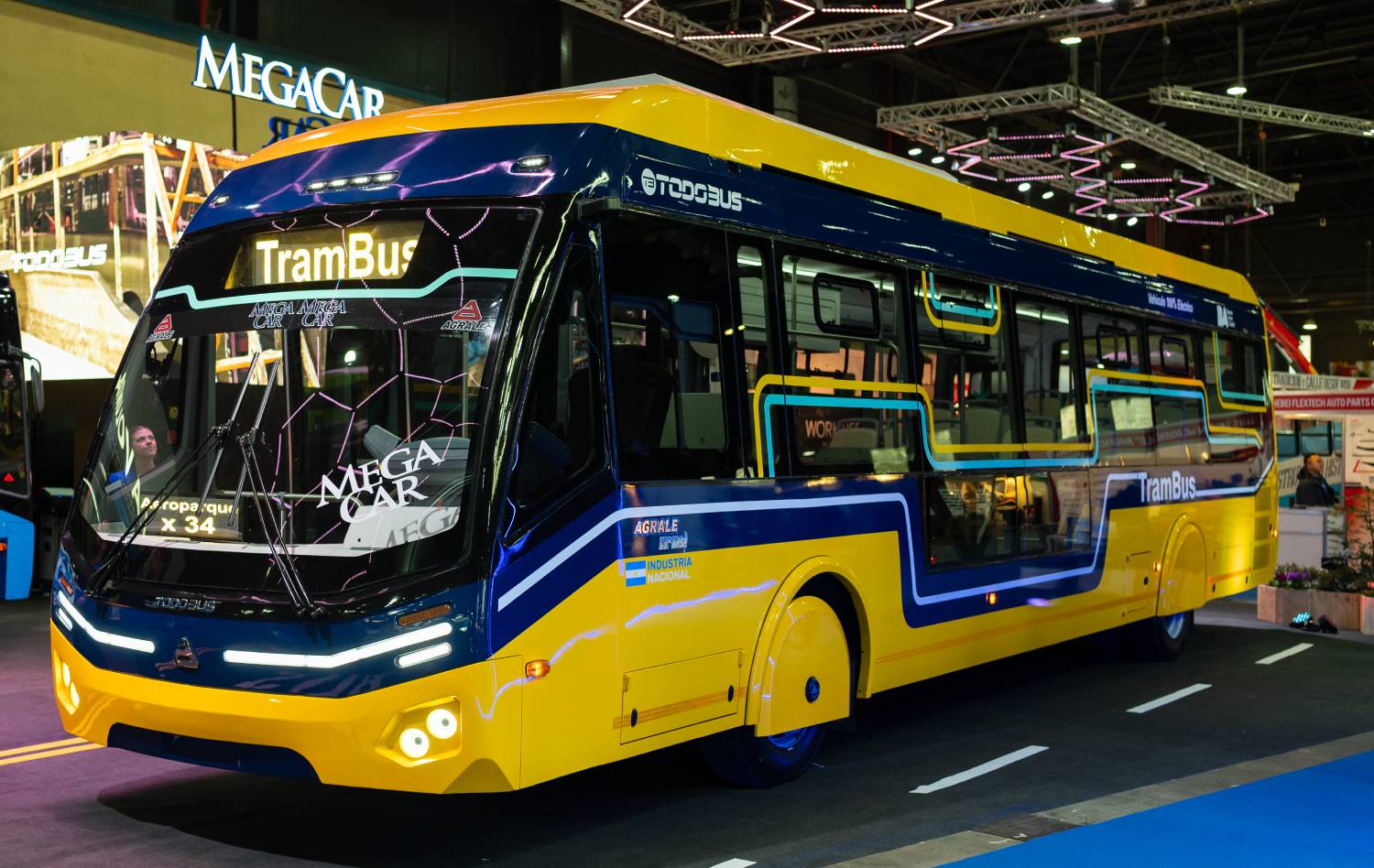 MegaCar present� en su bus el�ctrico de �ltima generaci�n