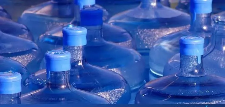 Tolosa: vecinos llevan dos meses sin agua y deben comprar bidones