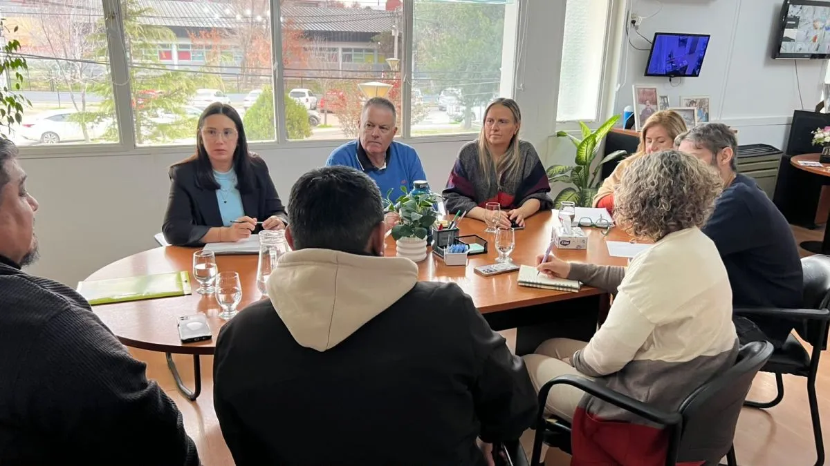 Taxistas en alerta por el transporte ilegal en Trelew