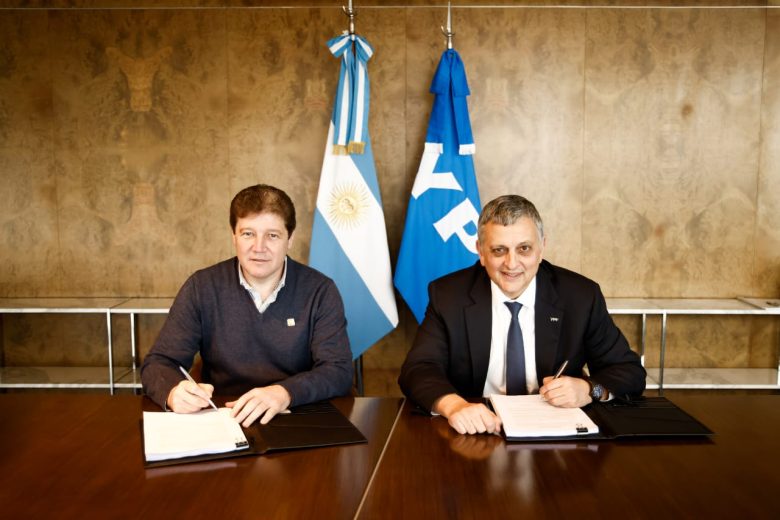 YPF y Tierra del Fuego negocian traspaso de 7 reas convencionales. Como sigue el Proyecto Andes