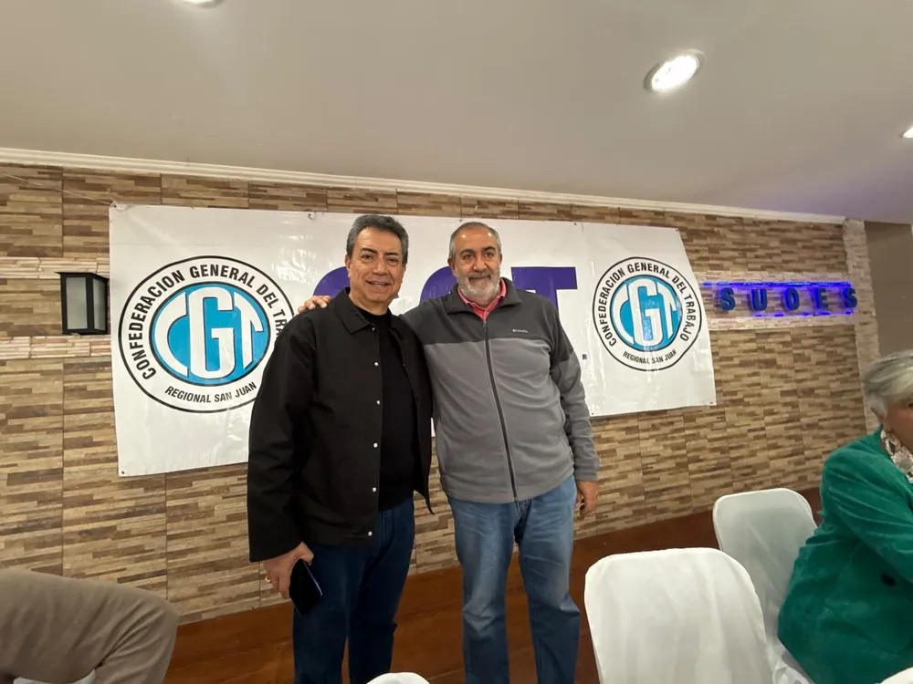 Cabello gan� las elecciones de la CGT por aclamaci�n con el aval de 54 sindicatos y el respaldo nacional de Daer: los nombres de la conducci�n