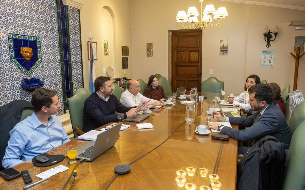 La Agencia Francesa para el Desarrollo se reuni con autoridades Emesa