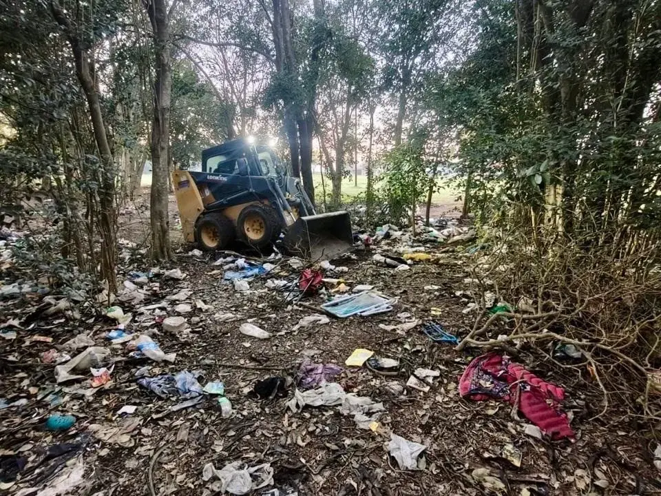 Desplegaron operativos de limpieza en barrios, accesos y espacios p�blicos de Rafaela