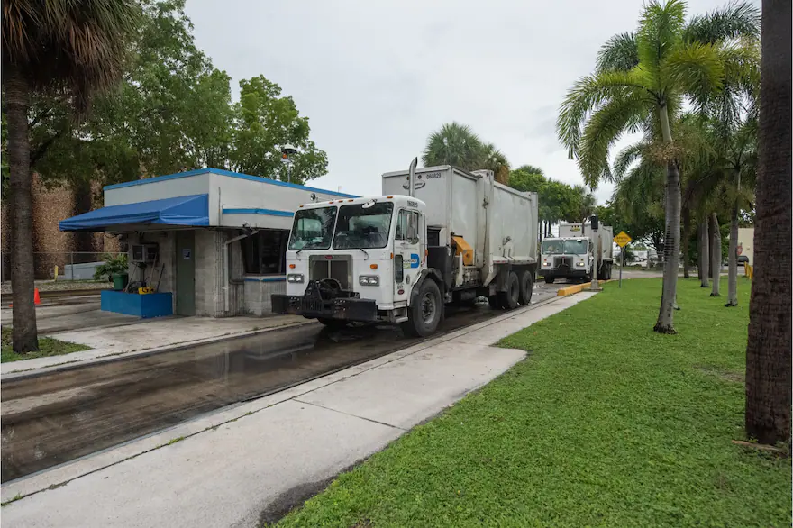 La nueva tarifa aprobada en Miami-Dade que impacta en los residentes: Ese es el problema!