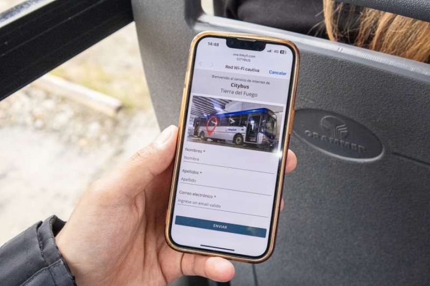 Avanza la instalacin de internet satelital gratuita en el transporte pblico de Ro Grande