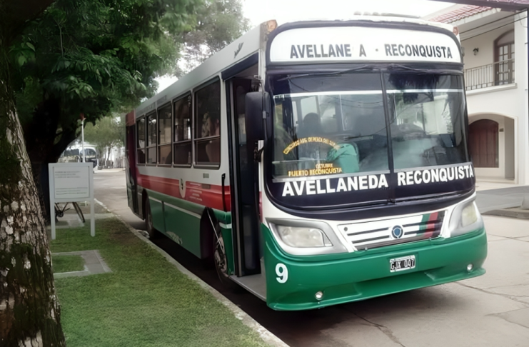 Nuevo servicio de colectivos une Reconquista y Avellaneda