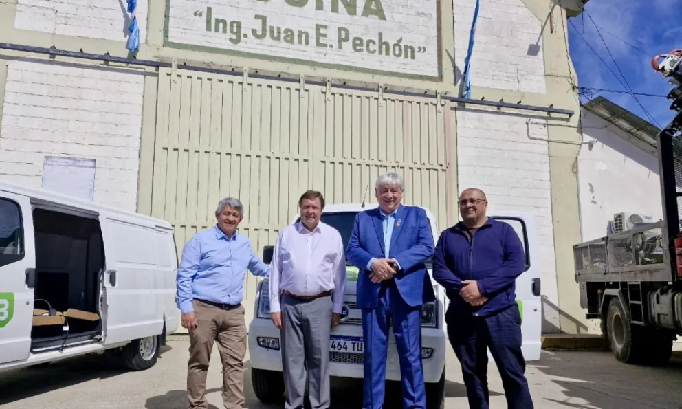 La CEB inici� la renovaci�n de su flota con veh�culos el�ctricos