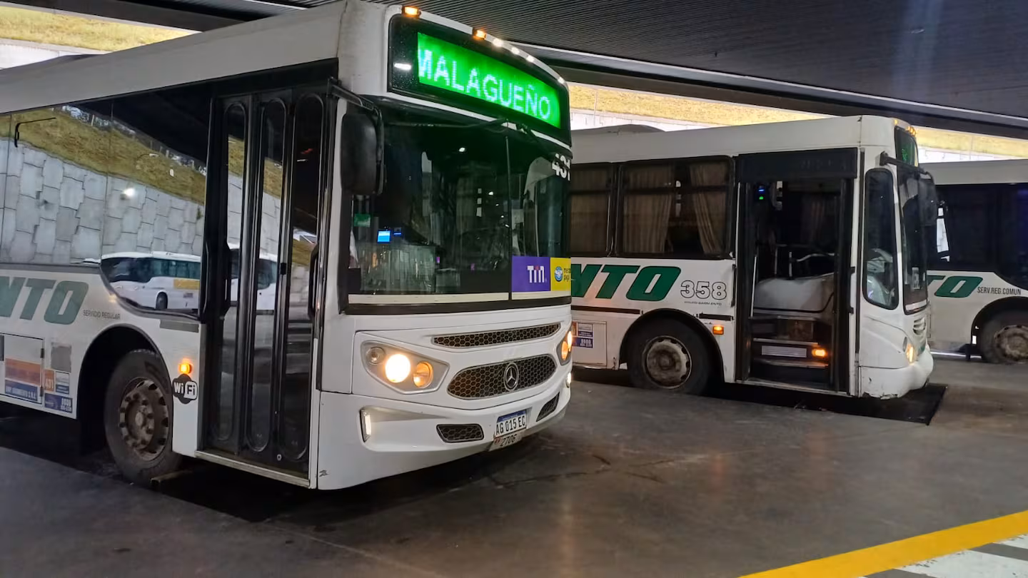 Subi� casi 15 por ciento el transporte interurbano: c�mo quedaron los precios para viajar en C�rdoba