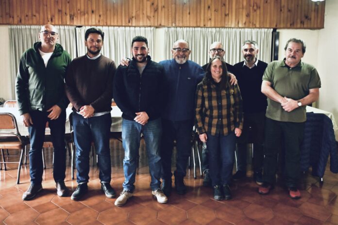 En 25 de Mayo, el intendente avanza con la creaci�n de una �Cooperativa de Cooperativas�