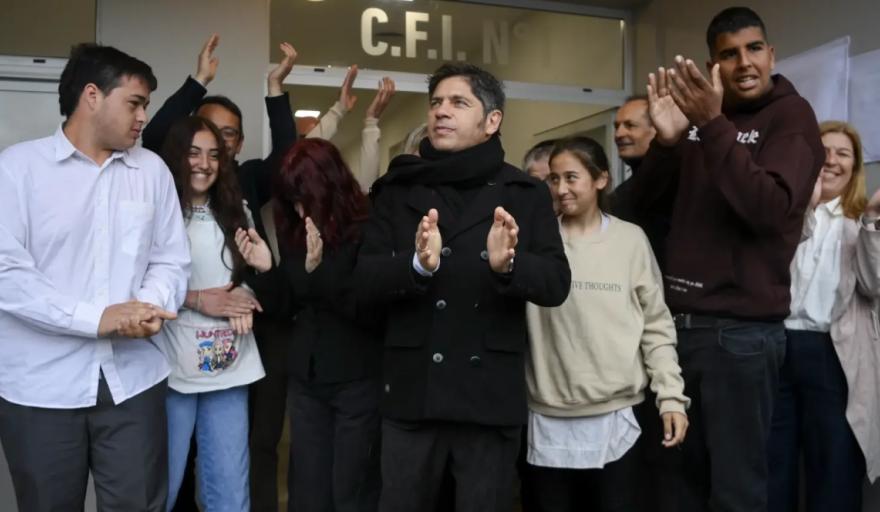 Kicillof recorri� la cuarta secci�n: inaugur� obras y anunci� un millonario acueducto
