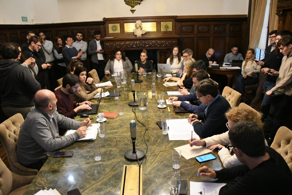 Aplicaciones, detalles sobre la normativa propuesta