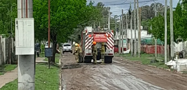 Inconveniente el�ctrico motiv� la intervenci�n de bomberos y personal de Eden