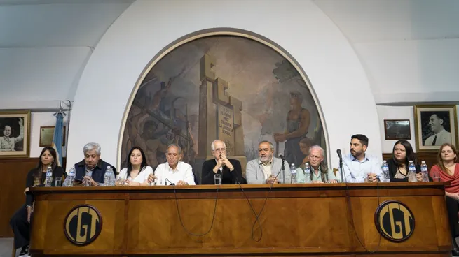La CGT recibi a Jorge Taiana y cuestion la reforma laboral de Javier Milei