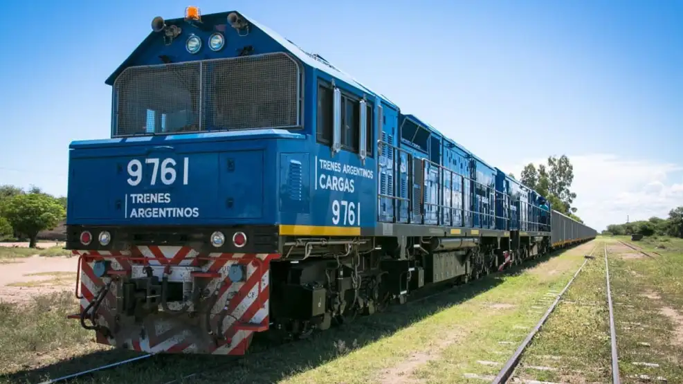Después de Aysa, el Belgrano Cargas es la próxima gran privatización y los jugadores buscan ampliarse para ganar
