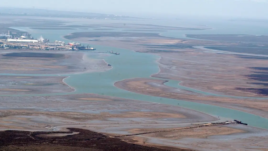 La megaplanta de urea de Pampa se abastecerá con agua desalinizada de la ría bahiense