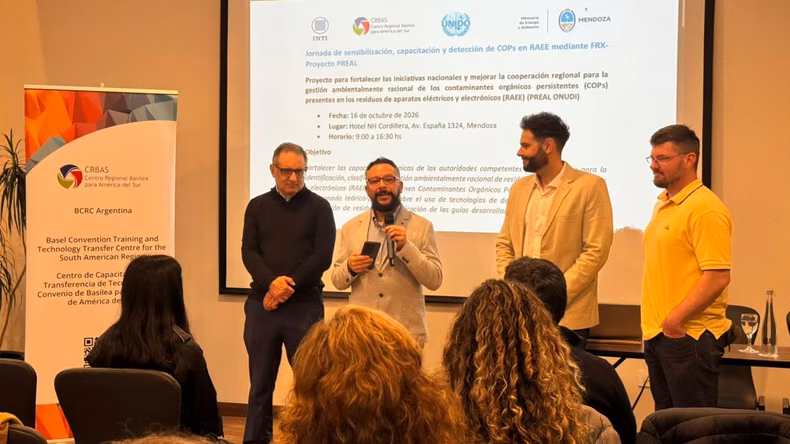 Mendoza refuerza la gestión de residuos electrónicos y contaminantes persistentes