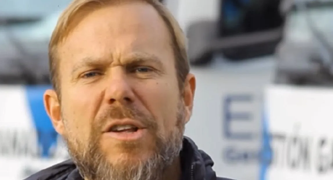 Ezeiza: los vecinos toman agua con arsénico bajo la gestión de Gastón Granados