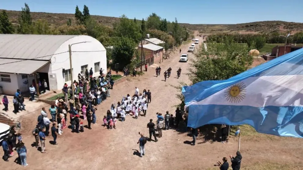 Figueroa anunci que Los Chihuidos tendr electricidad las 24 horas a partir de marzo