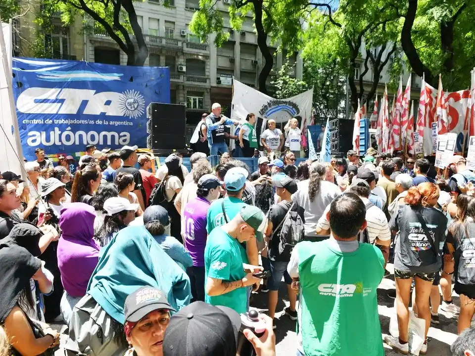 El aumento del Salario Mnimo Vital y Mvil, por decreto