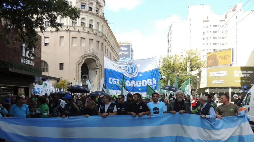 Crdoba: gremios estatales rechazan el aumento de aportes a la Caja de Jubilaciones