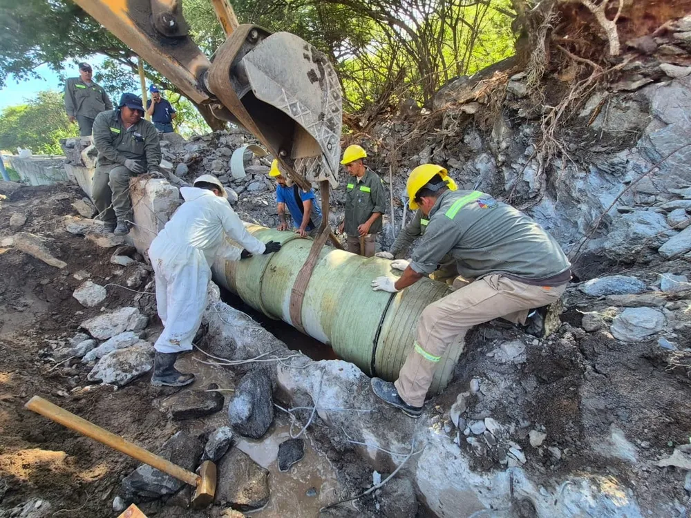 Aguas de Catamarca atribuye la turbiedad a la reparacin de una caera del Acueducto Pirquitas
