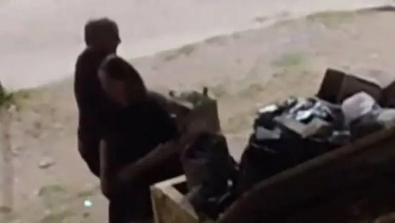 Bronca y escraches a vecinos mugrientos en las calles de Neuqun: 