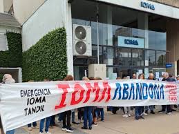 Tandil: afiliados del IOMA criticaron a Giles por las falencias de la ACEAPP