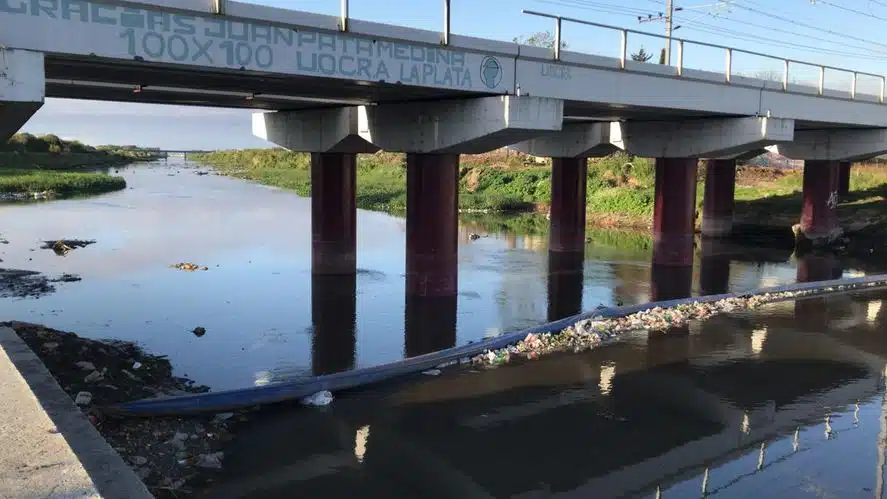 Un estudio del CONICET detecta altos niveles de frmacos en ros y arroyos de la ciudad