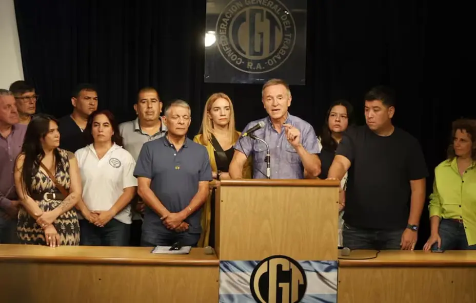 La CGT rechaza la reforma laboral de Milei y prepara una movilizaci�n 