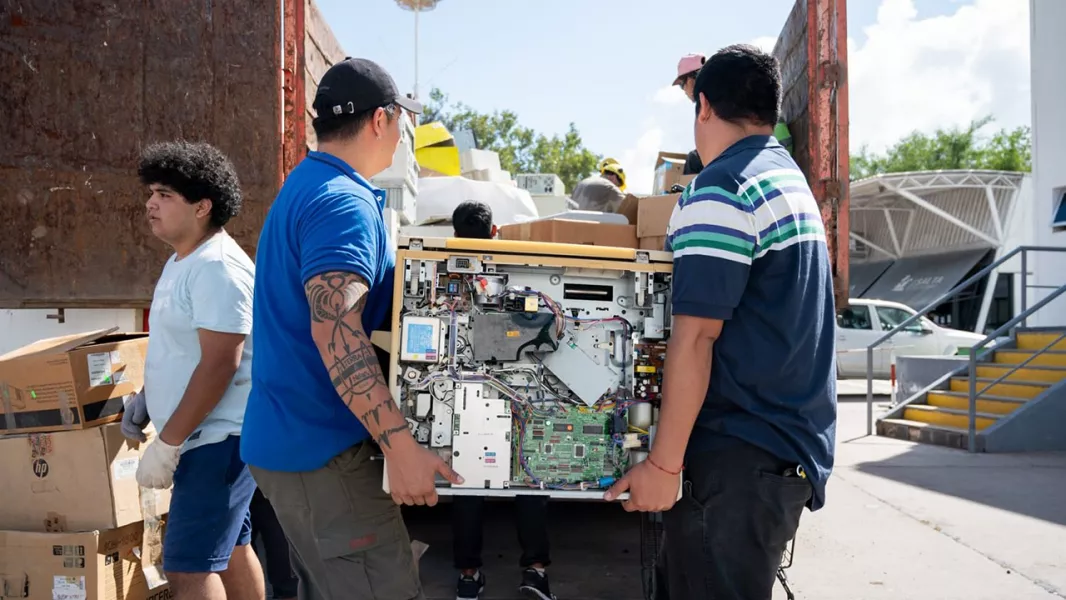 Un da para vaciar cajones y cuidar el ambiente: Grand Bourg lanza su gran colecta de residuos tecnolgicos
