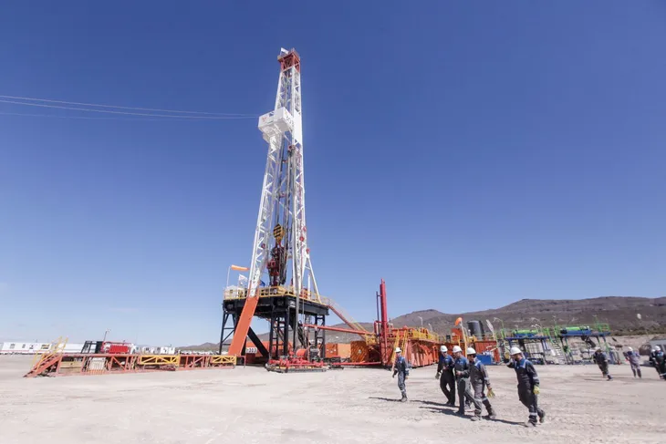 YPF perforar� un nuevo pozo en Vaca Muerta Mendoza