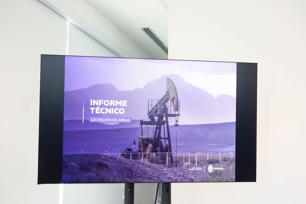Mendoza present� la licitaci�n de las 17 �reas hidrocarbur�feras de la provincia