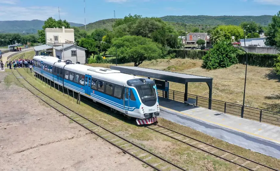 El Gobierno licita mega obra ferroviaria y dos empresas argentinas pican en punta